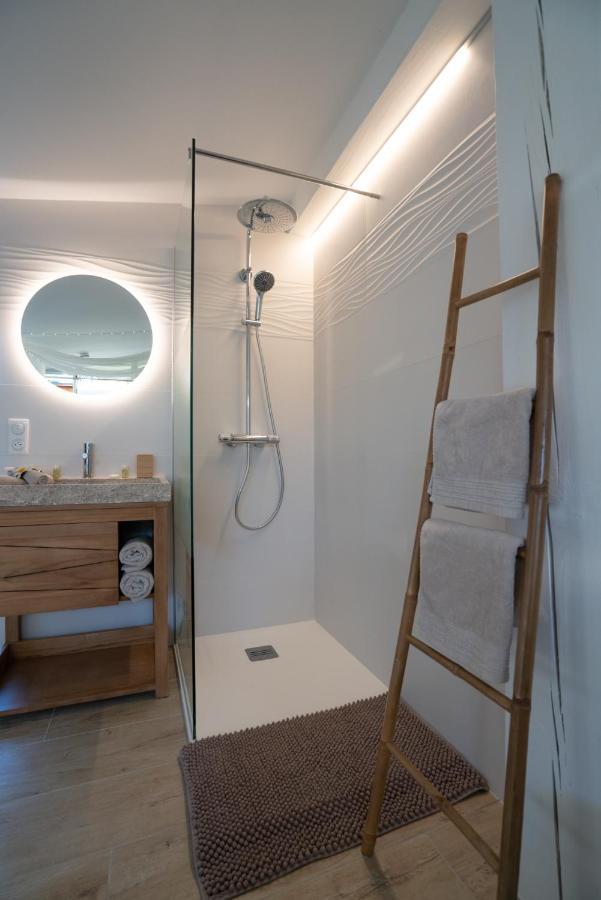 Lovina Chambre De Charme Avec Jaccuzi Velaux Ngoại thất bức ảnh