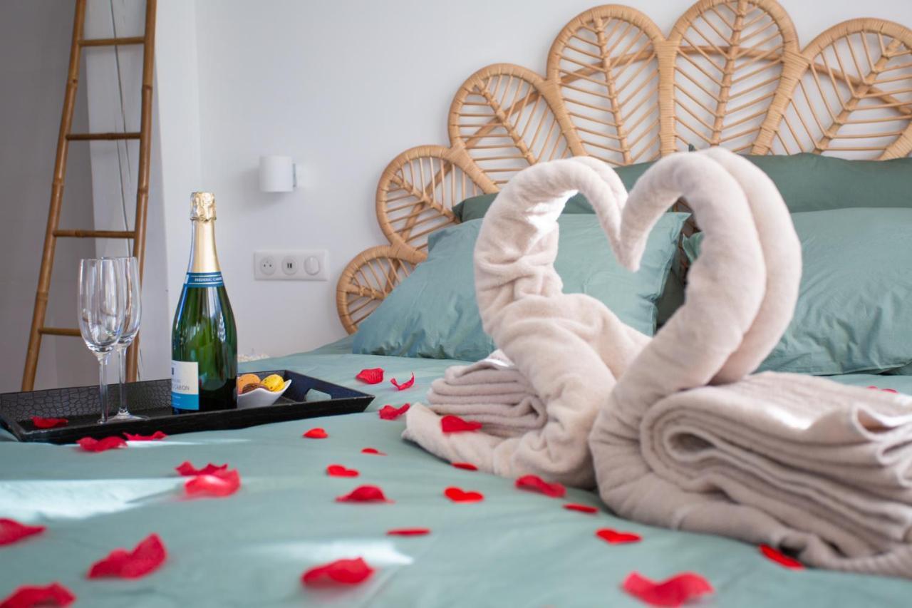 Lovina Chambre De Charme Avec Jaccuzi Velaux Ngoại thất bức ảnh