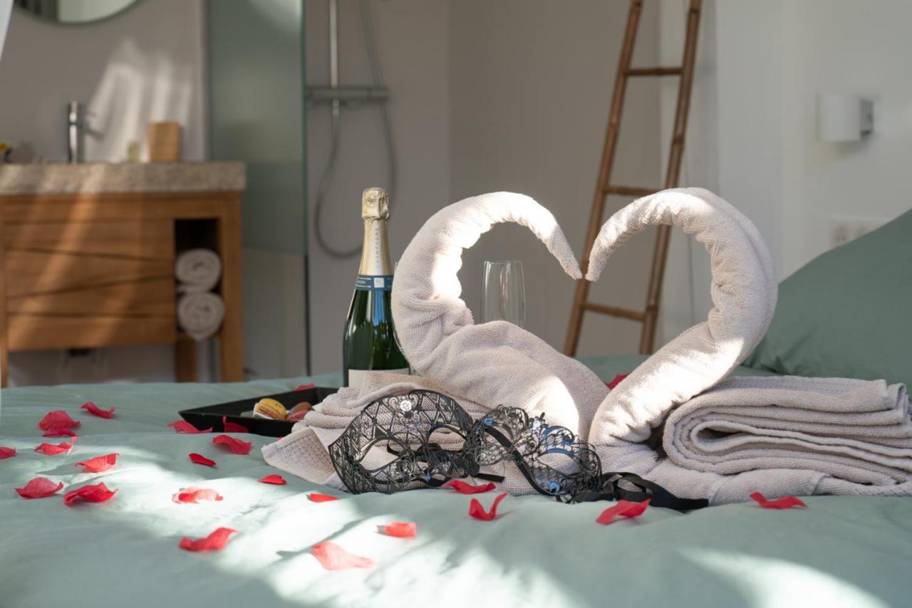 Lovina Chambre De Charme Avec Jaccuzi Velaux Ngoại thất bức ảnh